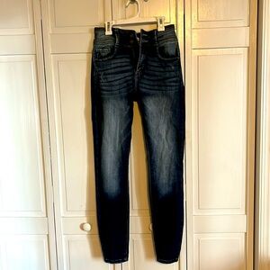 Kancan straight leg skinny jeans
